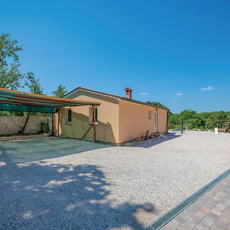 Holiday home 3 Bedroom Awesome In Labin (Istria)