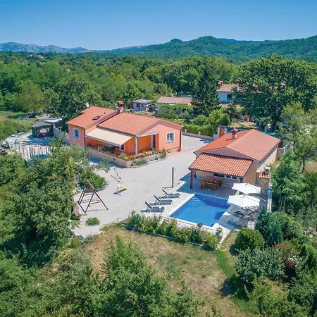 Holiday home 3 Bedroom Awesome In