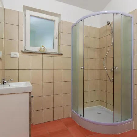 3 Bedroom Awesome In Holiday home Labin (Istria)