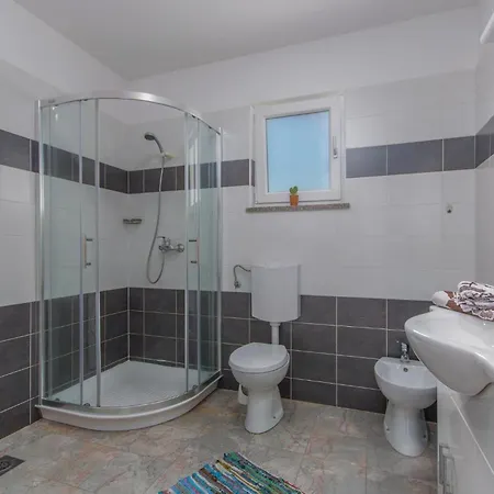Holiday home 3 Bedroom Awesome In Labin (Istria)